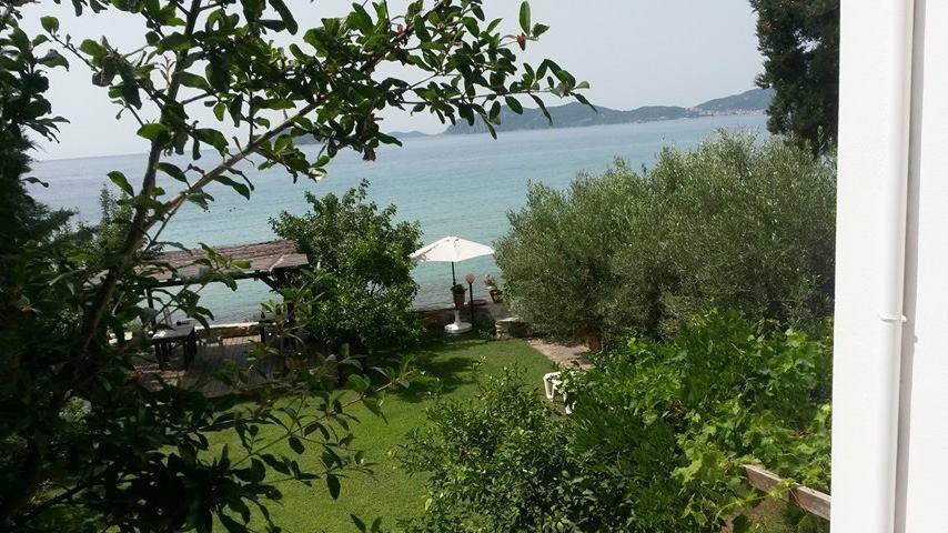 Villa La Casa Sul Mare PalaiónTsiflíkion Exterior foto
